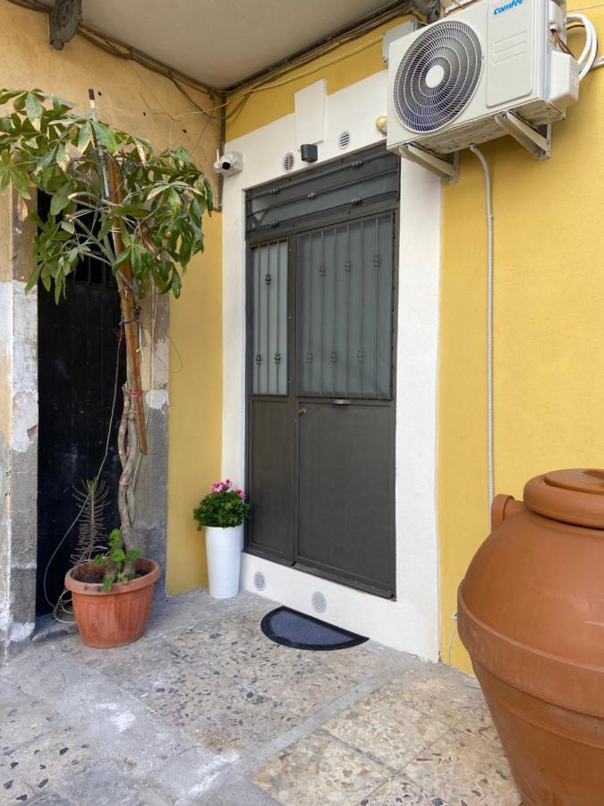 U Cuttigghiu Appartement Catánia Buitenkant foto