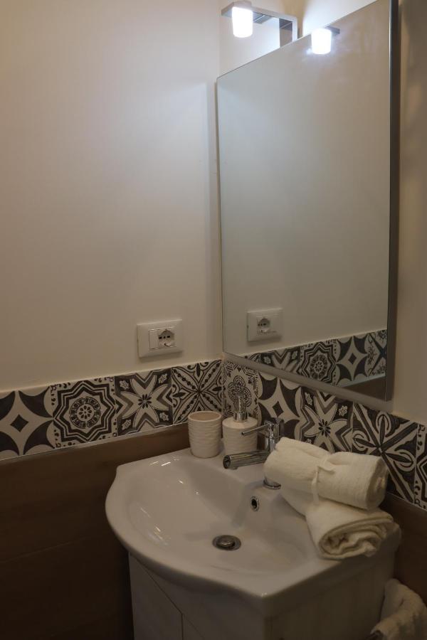 U Cuttigghiu Appartement Catánia Buitenkant foto